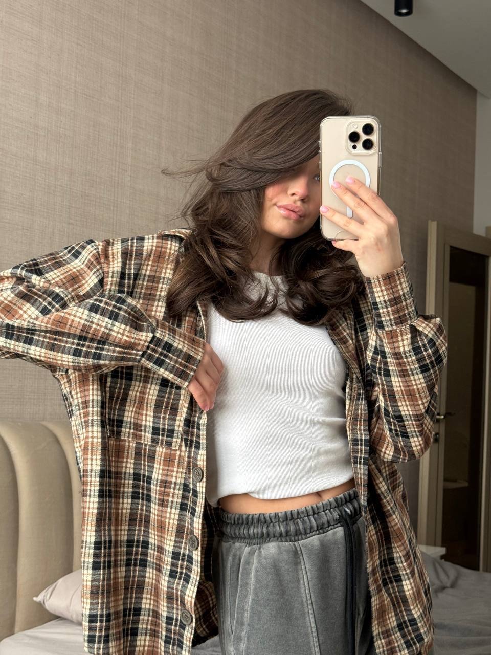 Картата сорочка оверсайз з фланелі “Paige” - Зображення 4