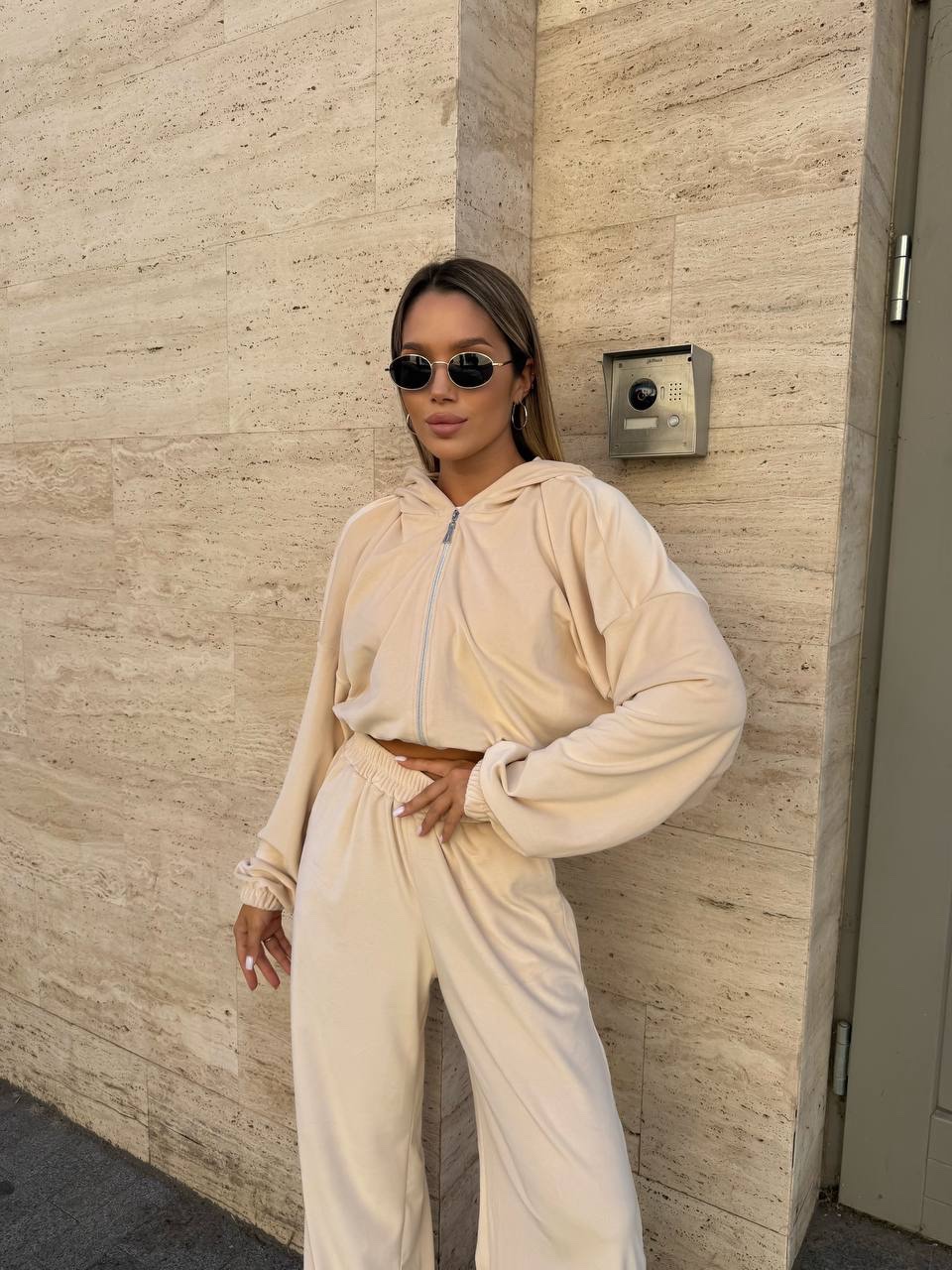 Велюровий костюм “Virginia” з капюшоном - Зображення 7