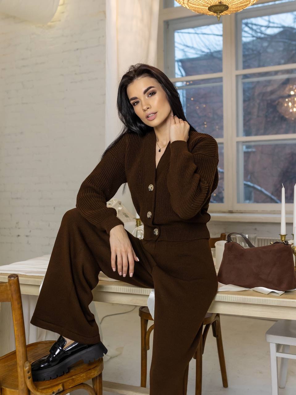 Вʼязаний костюм “Elara” з кофтою на ґудзиках і брюками палаццо - Зображення 14