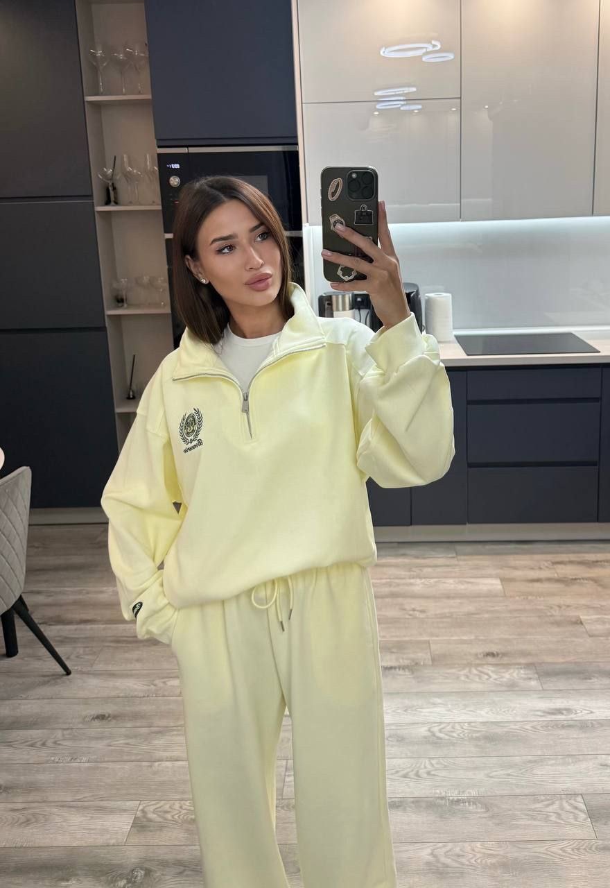 Спортивний костюм “Emilia” з світшотом та штанами - Зображення 11