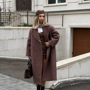 Пальто букле “Britney” зі спущеними плечима