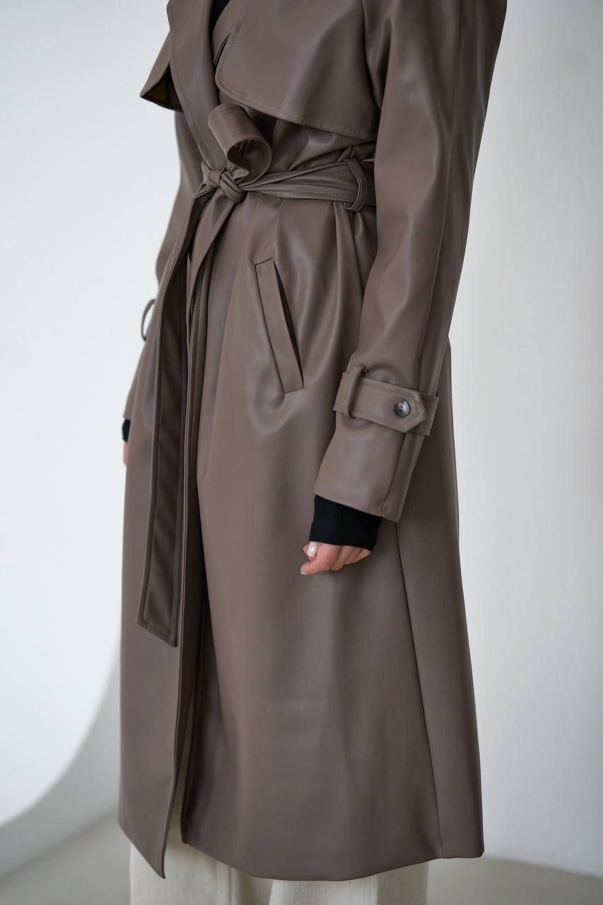 Тренч з еко-шкіри “Madonna” на запах - Зображення 7