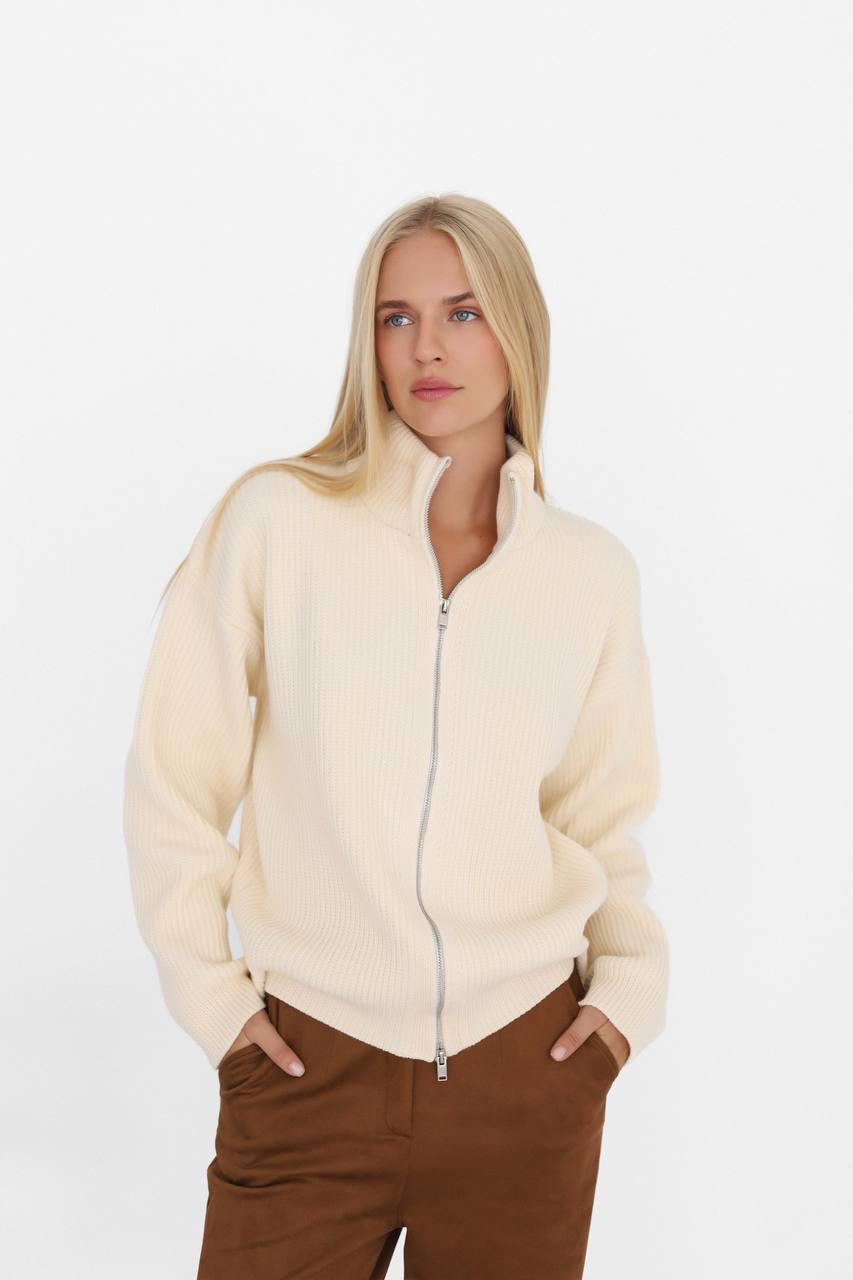 Трикотажна кофта “Emilia” на блискавці - Зображення 10