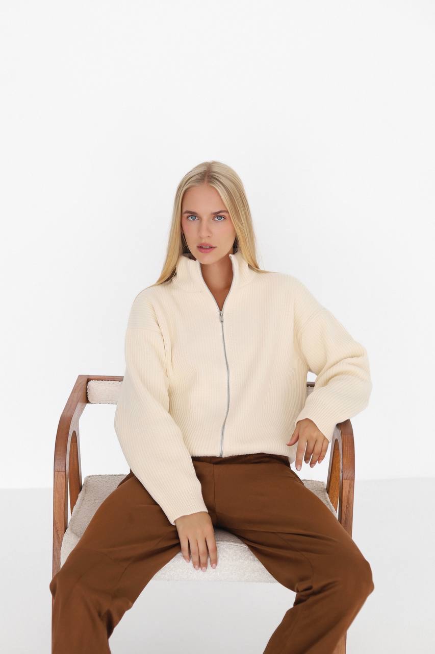 Трикотажна кофта “Emilia” на блискавці - Зображення 11