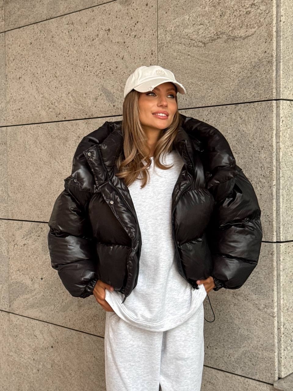 Глянцевий пуфер-трансформер “Beatrice” з еко-пуху - Зображення 17