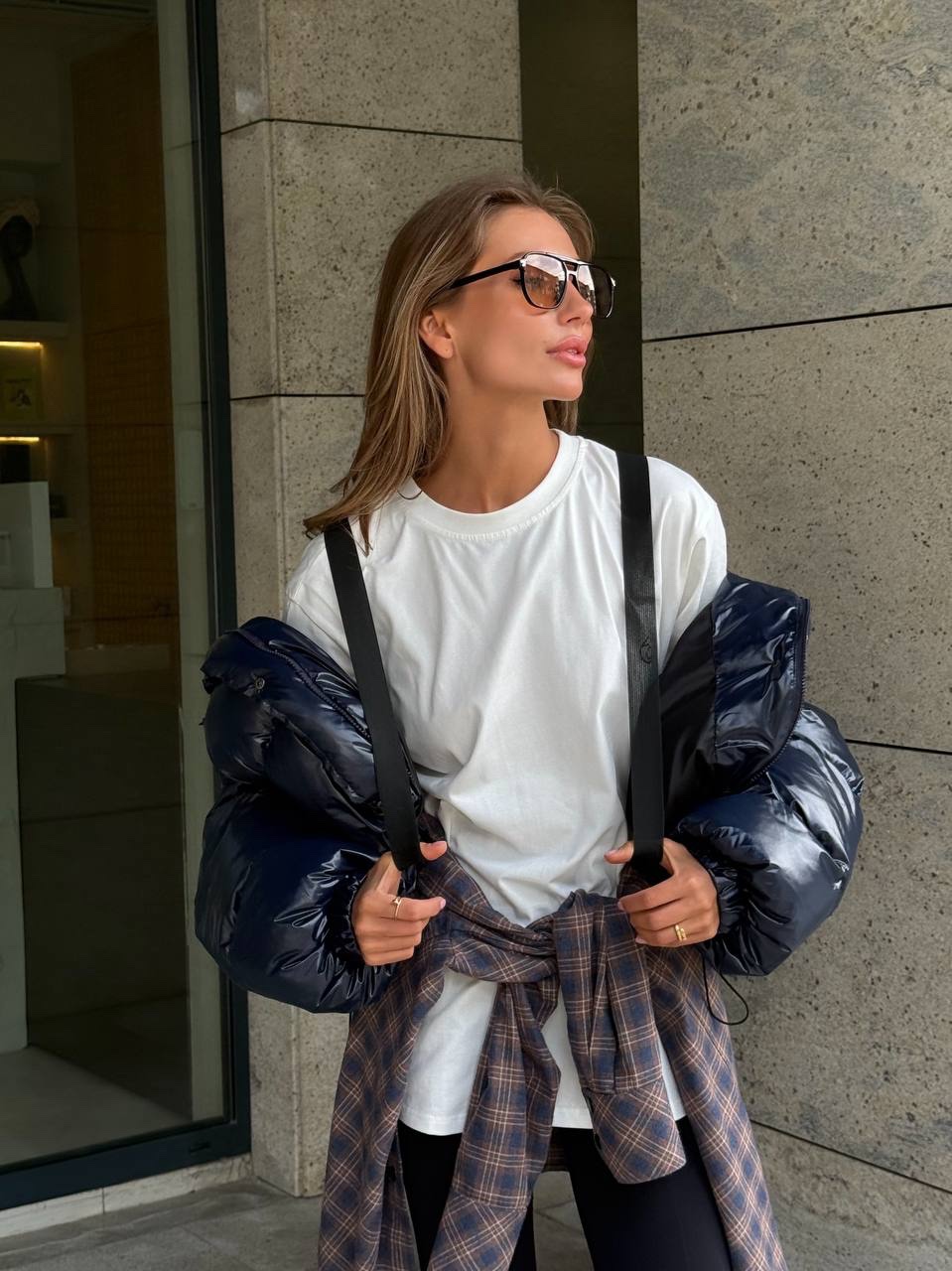 Глянцевий пуфер-трансформер “Beatrice” з еко-пуху - Зображення 16