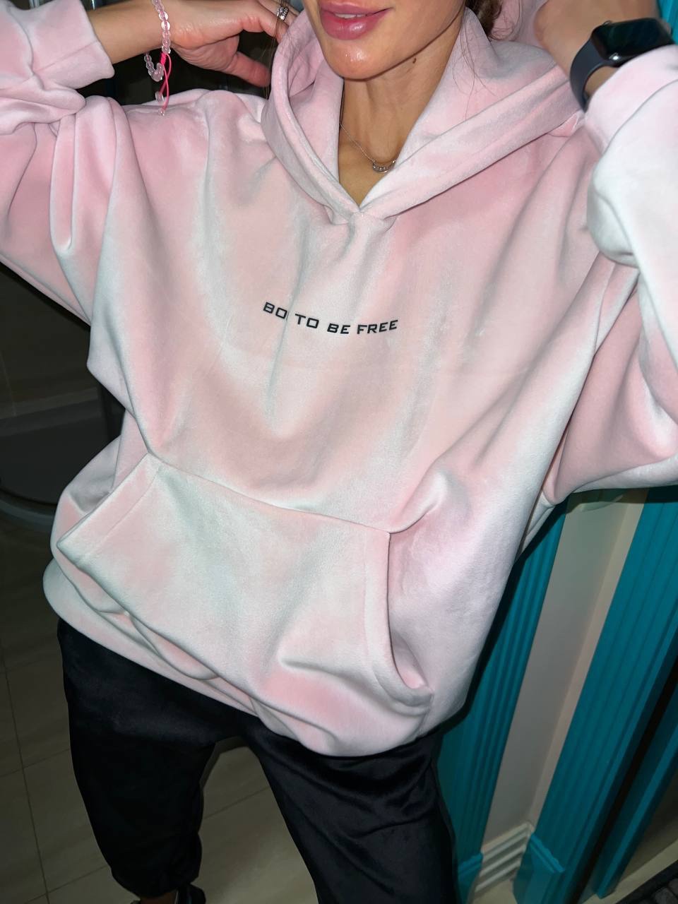 Велюровий костюм ”Free” з худі та джогерами - Зображення 6