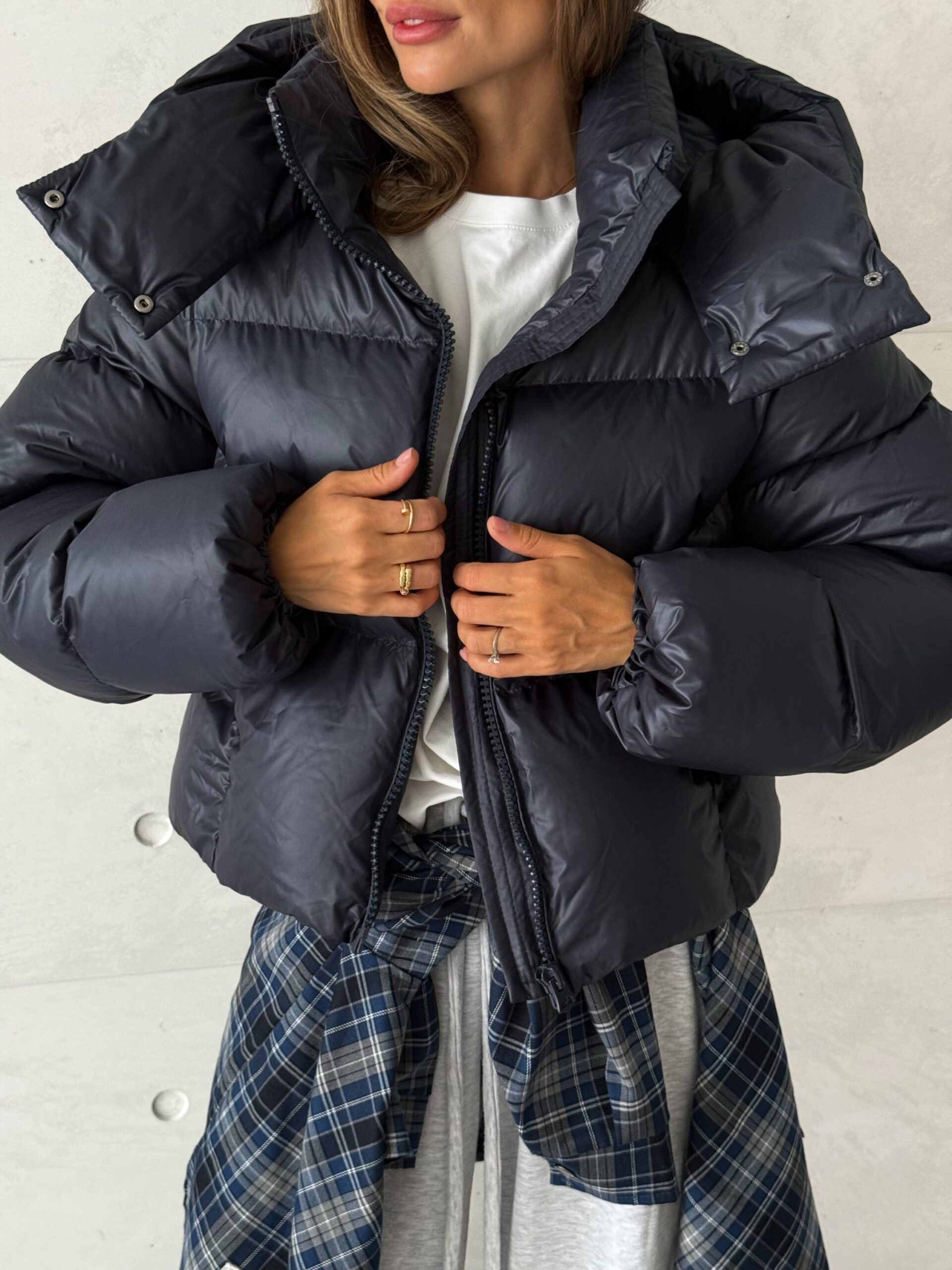 Матовий пуфер “Navy” з капюшоном