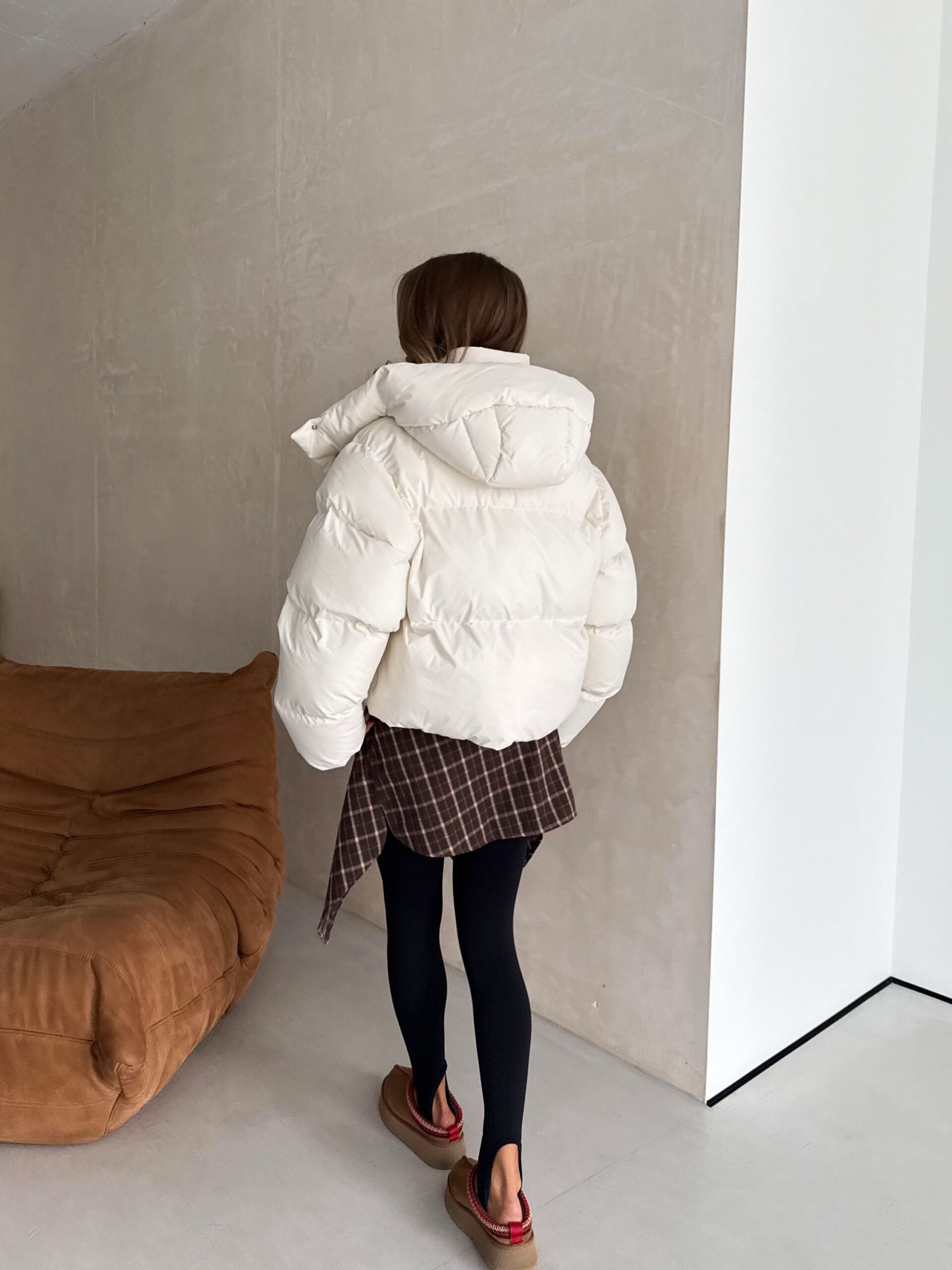 Матовий пуфер “Milk” з капюшоном - Зображення 7