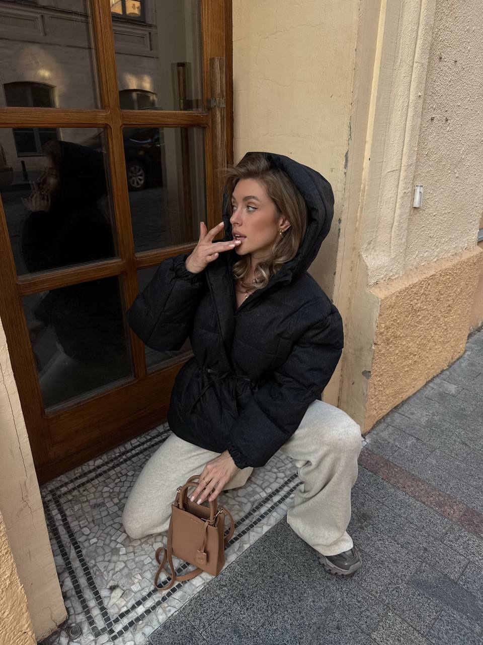 Пуховик “Jeanne” на кулісці з водовідштовхувальної тканини - Зображення 7