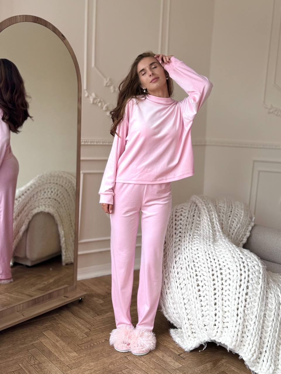 Велюрова піжама “Ella” зі штанами