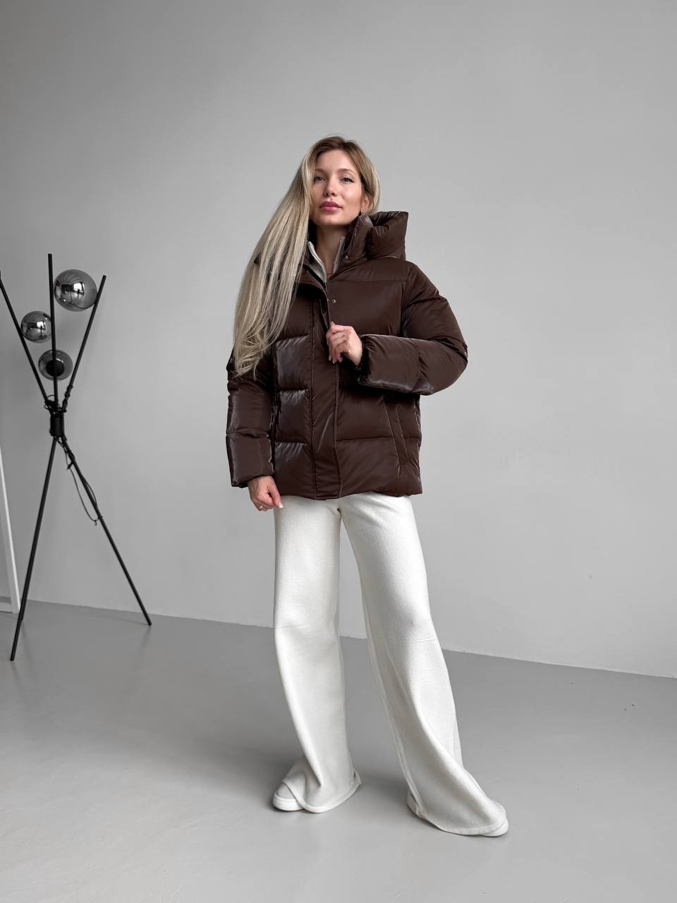 Лаковий пуховик “Freya” з капюшоном - Зображення 4