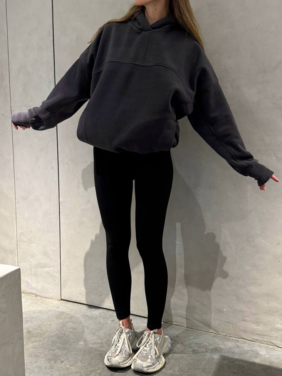 Худі на флісі “Amie” на затяжках - Зображення 5