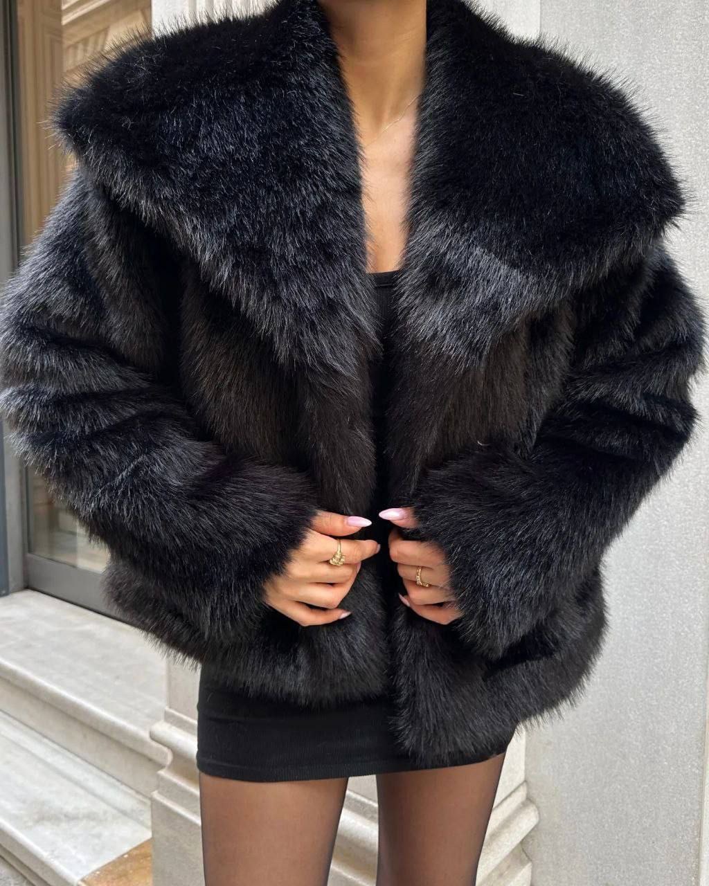 Шуба “Amanda” з обʼємного штучного хутра