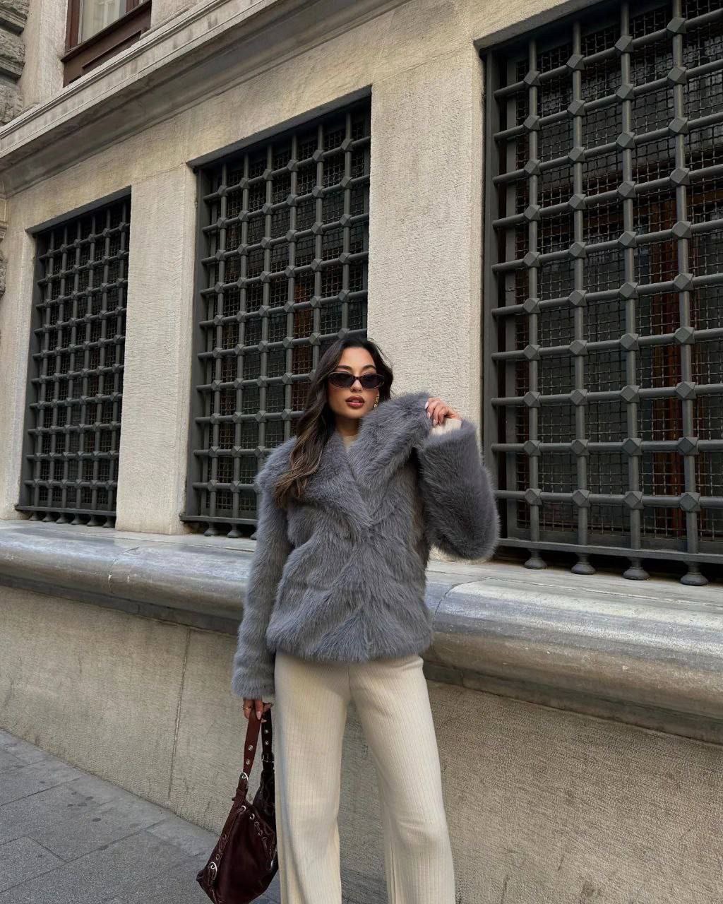 Шуба “Amanda” з обʼємного штучного хутра - Зображення 17