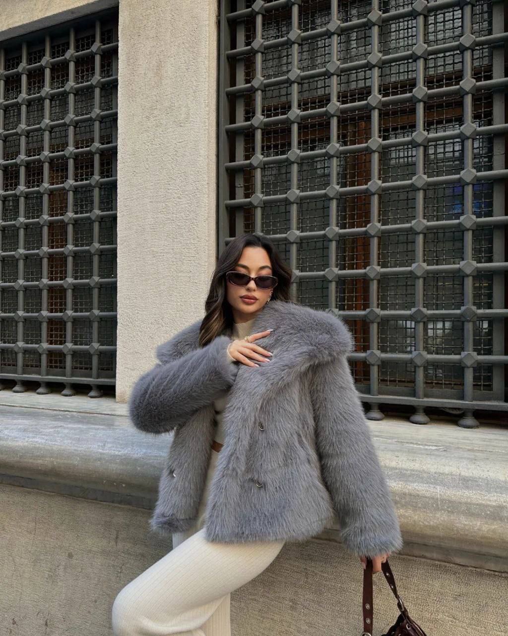 Шуба “Amanda” з обʼємного штучного хутра - Зображення 20