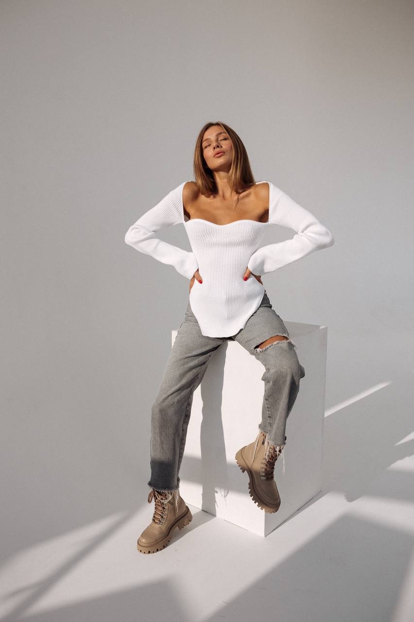 Трикотажний лонгслів “Valerie” з відкритими плечима - Зображення 6