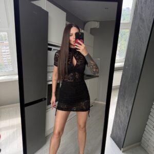 Жіночий костюм “Lace Charm”