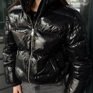 Жіноча куртка “Glossy Shield”