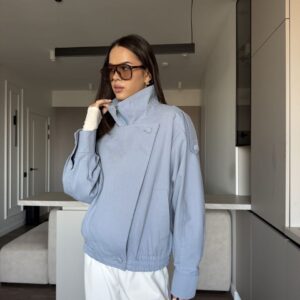 Жіночий джинсовий бомбер “Blue Denim Bomber”