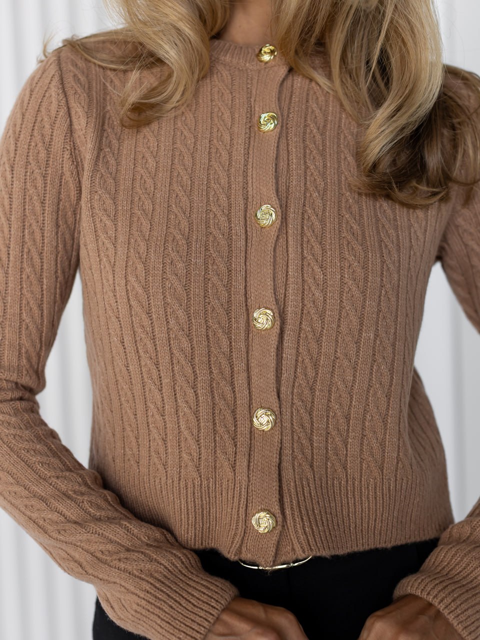 Жіночий кардиган “Elegant Buttoned” - Зображення 13
