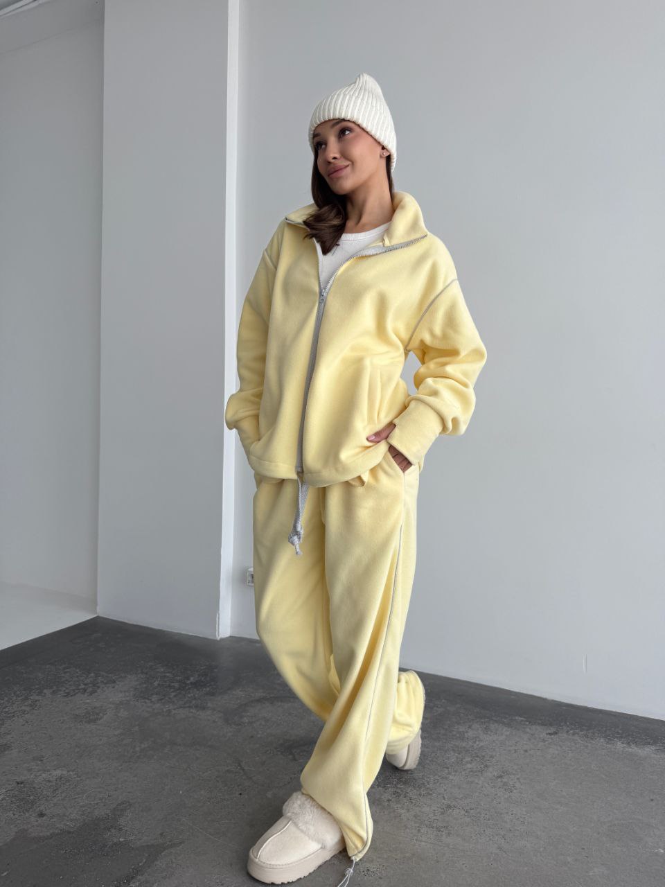 Жіночий костюм оверсайз “Relaxed Fit” - Зображення 12
